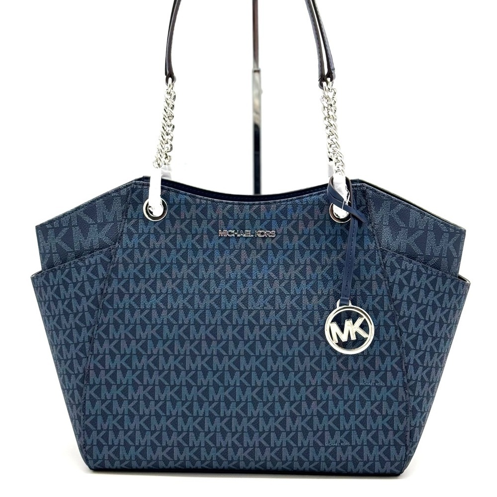 Michael Kors Large Jet Set Large Signature Logo Shoulder
Bag Admiral Navy Blue